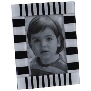 BLACK & WHITE MIRROR PHOTO FRAME