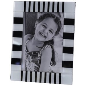 BLACK & WHITE MIRROR PHOTO FRAME